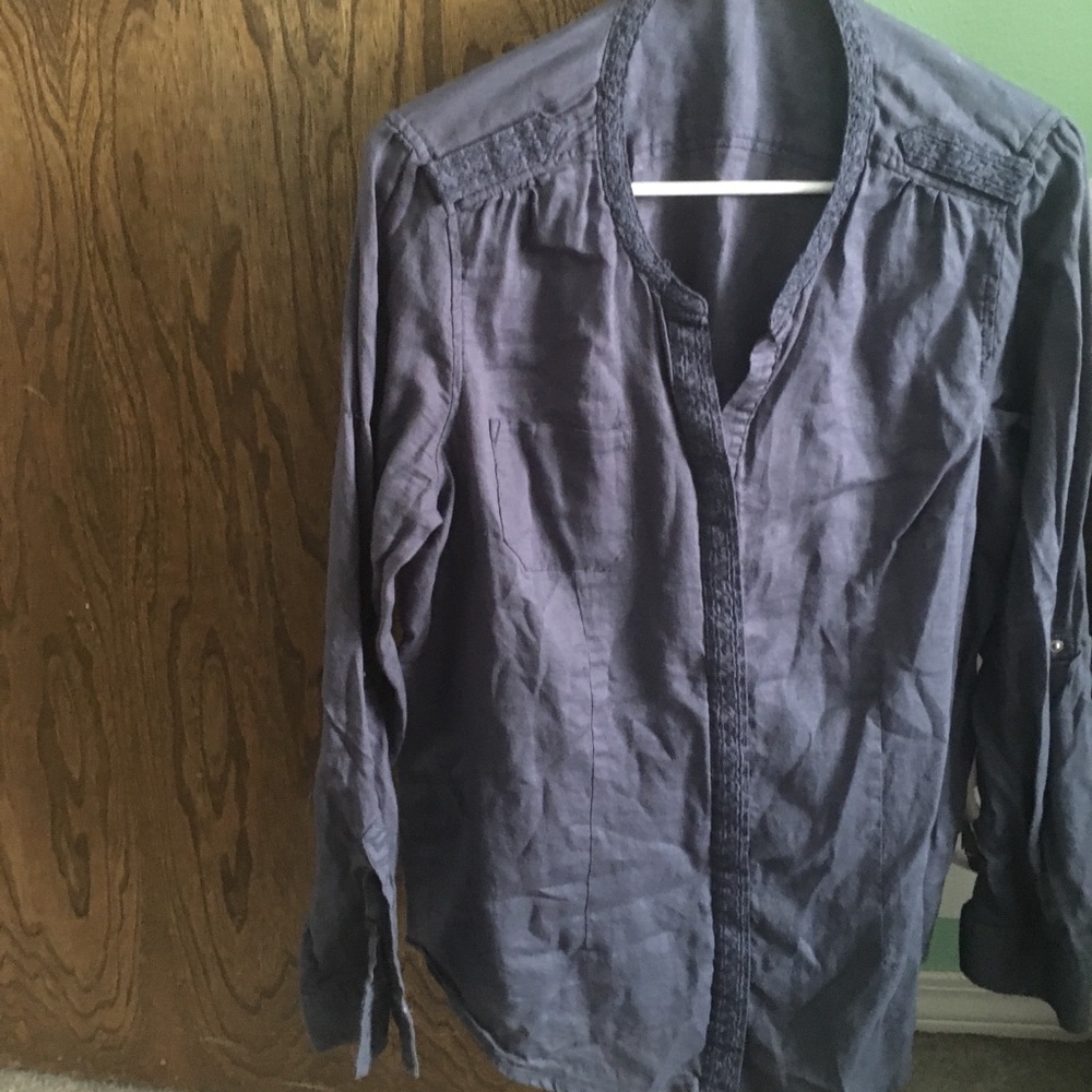 Long sleeve button down shirt.